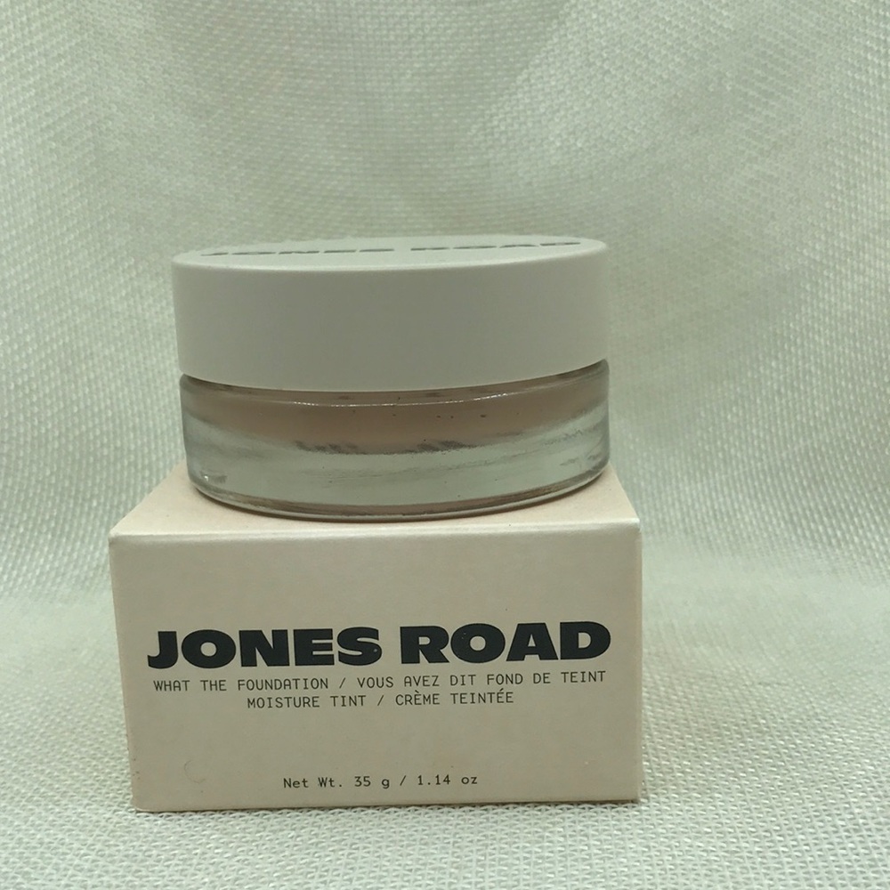 Jones Road What The Foundation shade  porcelain 1.14oz new with box